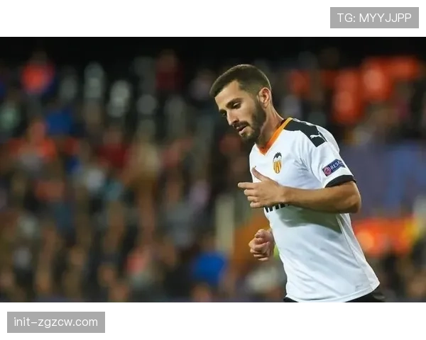 官方：瓦伦西亚与队长加亚续约至2028年