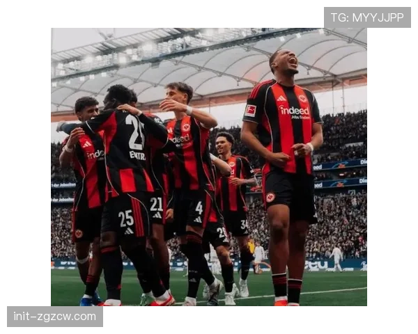 法兰克福客场2-1力克沃尔夫斯堡，卡利穆恩多破门建功